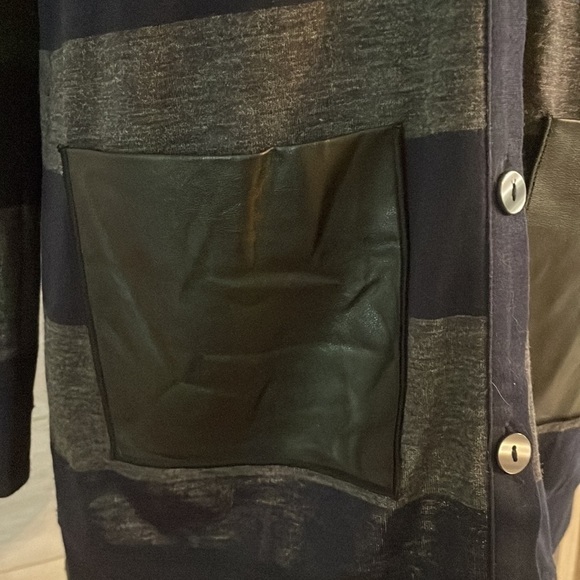 ANN Taylor Navy Gray Striped Cardigan S - Picture 3 of 5